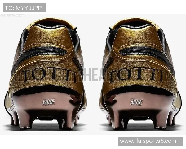 传奇6足球鞋的魅力与性能解析让你在球场上尽显风采